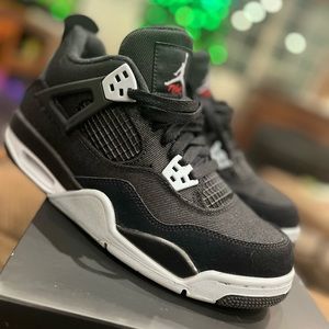 Jordan Retro 4